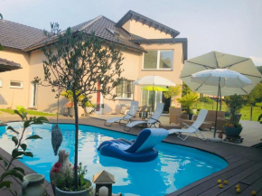 Charming Villa with Private Swimmingpool Attalens